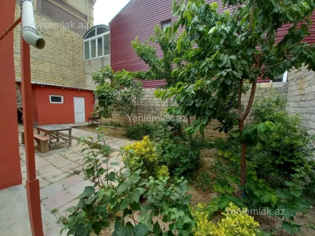 Satılır 3 otaqlı həyət evi 100 m²