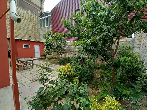 Satılır 3 otaqlı həyət evi 100 m²