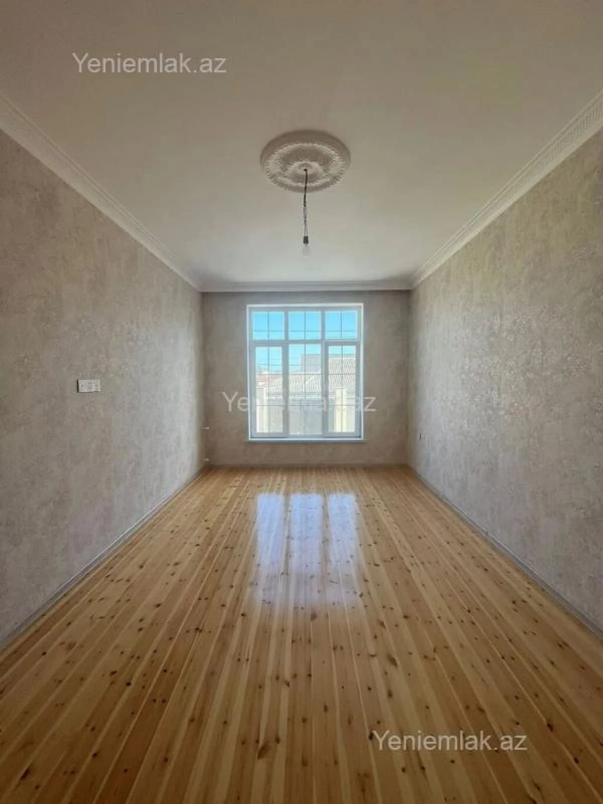 Satılır 2 otaqlı yeni tikili 50 m²