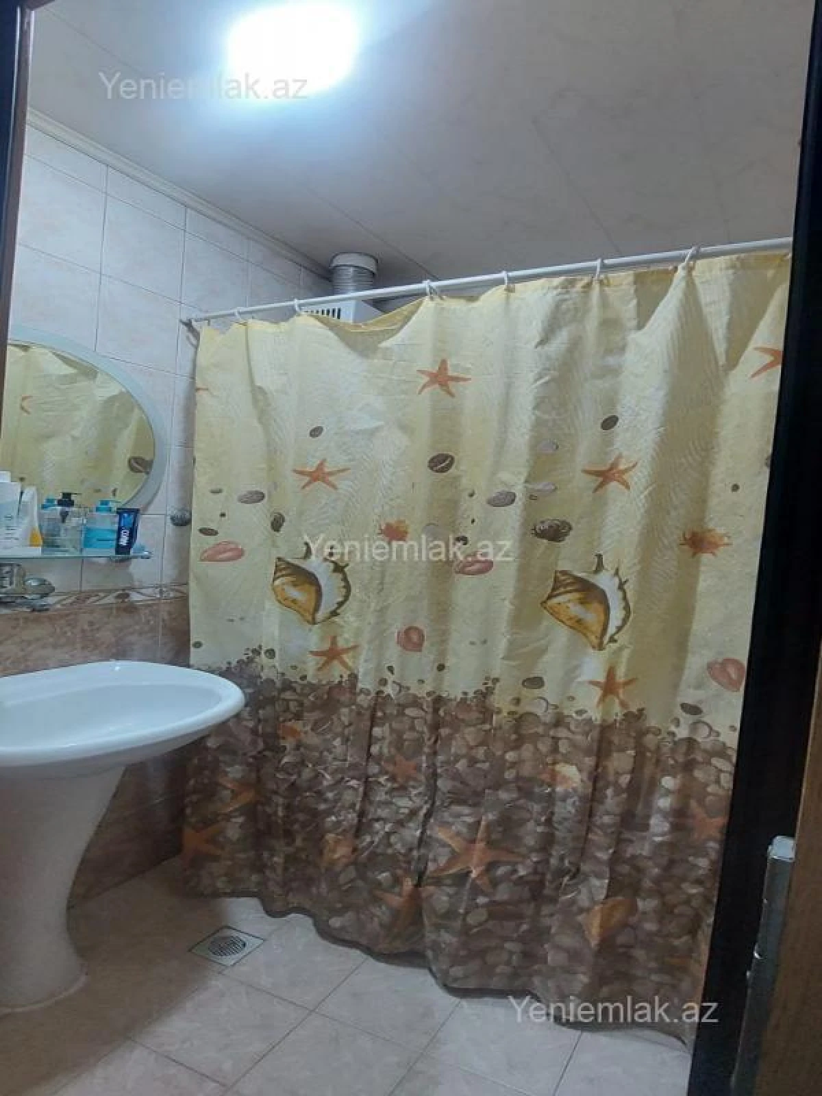 Satılır 3 otaqlı köhnə tikili 73 m²