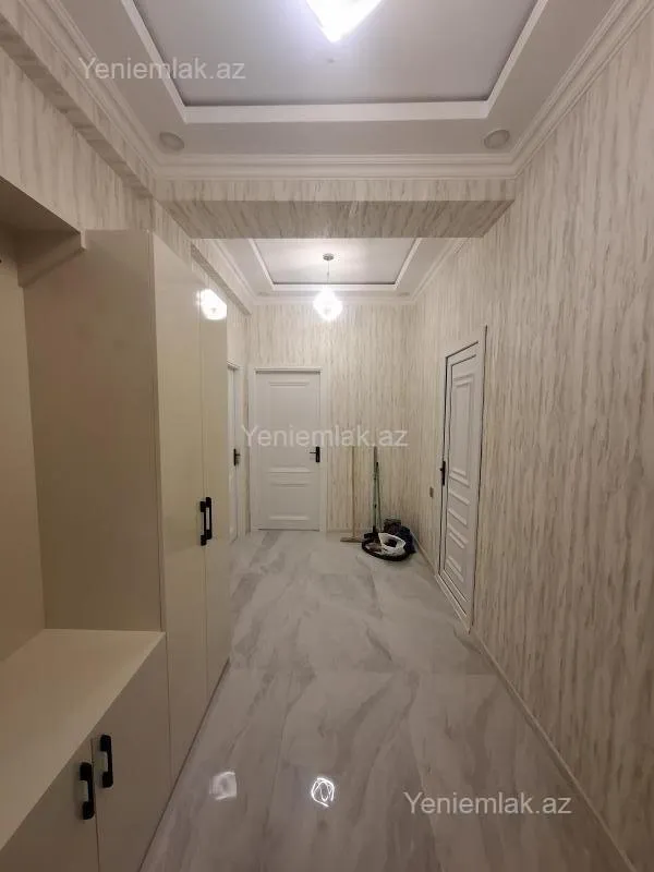 Satılır 2 otaqlı yeni tikili 61 m²