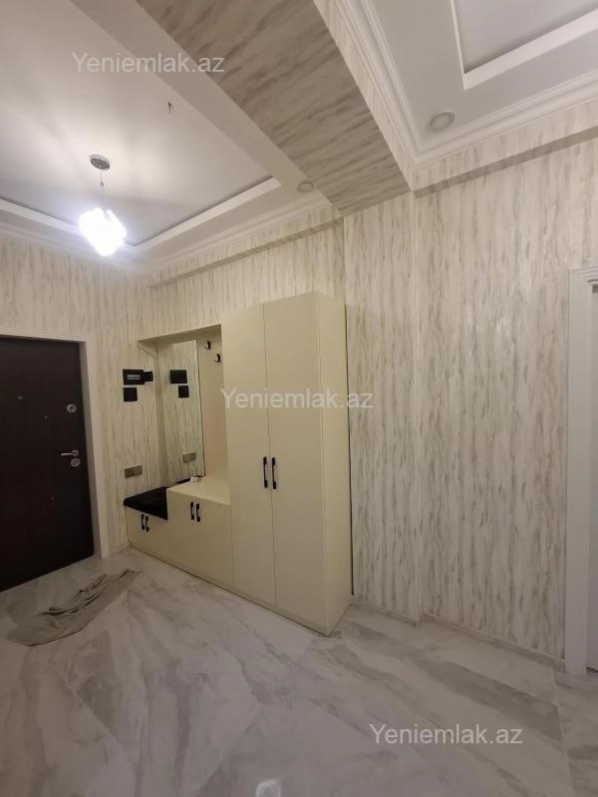 Satılır 2 otaqlı yeni tikili 61 m²