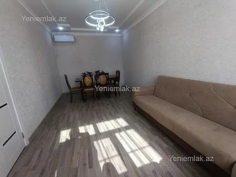 Satılır 5 otaqlı həyət evi 165 m²