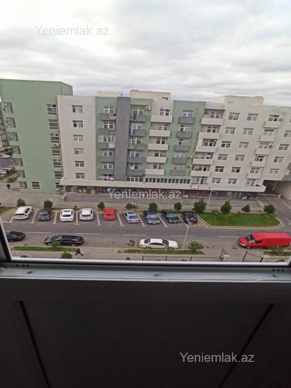 Satılır 3 otaqlı yeni tikili 85 m²