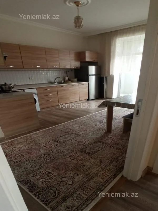 Satılır 3 otaqlı yeni tikili 85 m²
