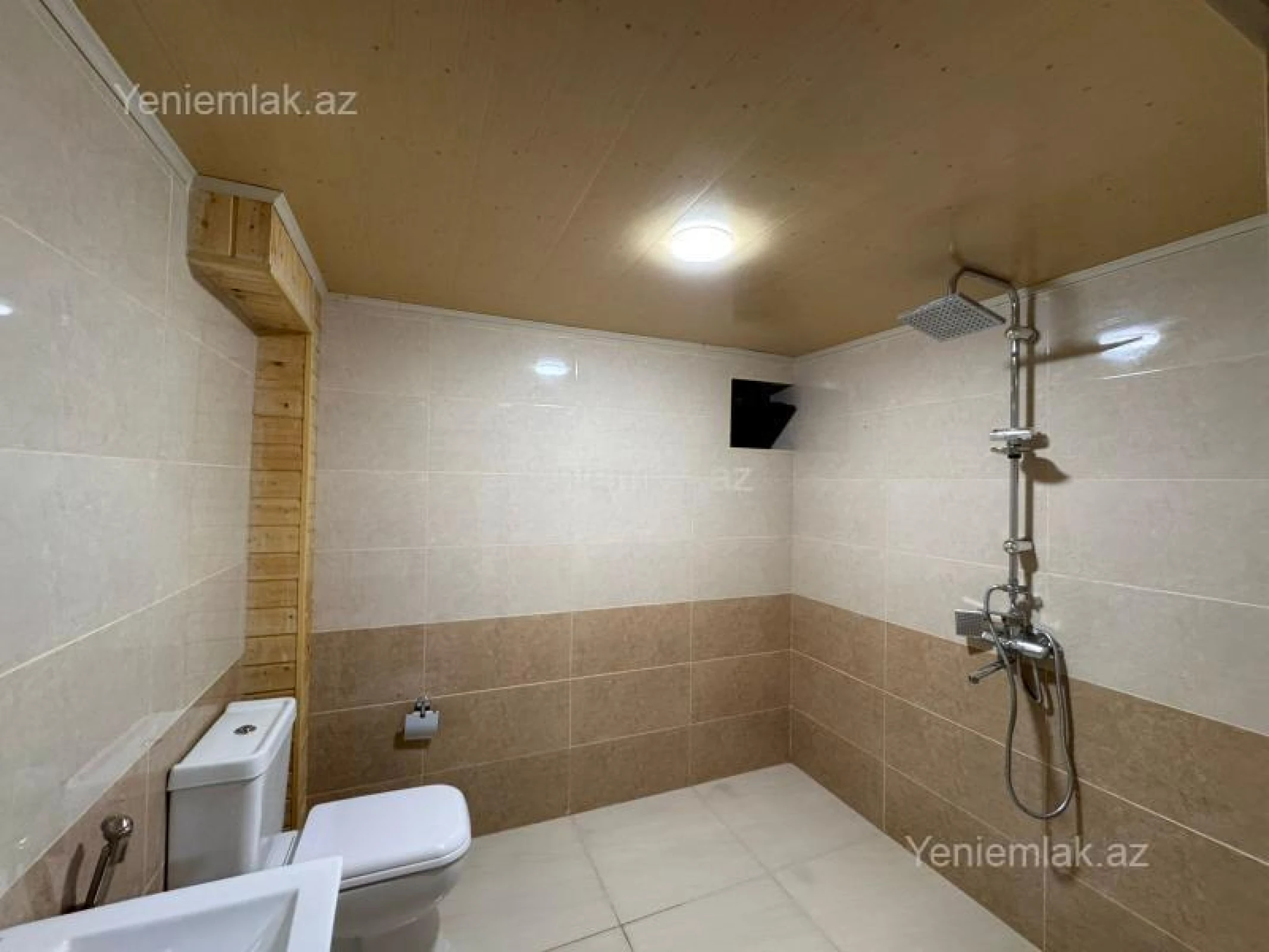 Satılır 3 otaqlı həyət evi 500 m²