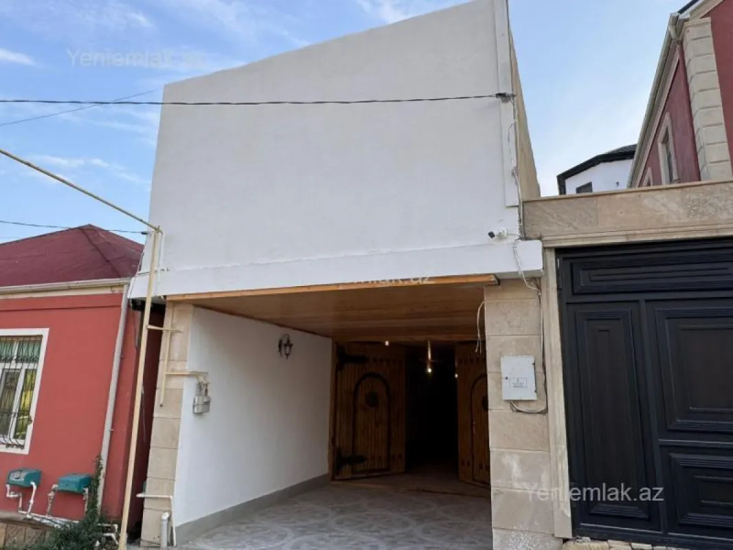 Satılır 3 otaqlı həyət evi 500 m²