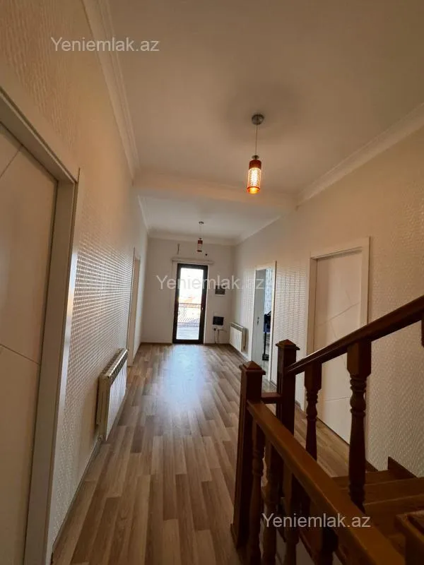 Satılır 3 otaqlı həyət evi 500 m²