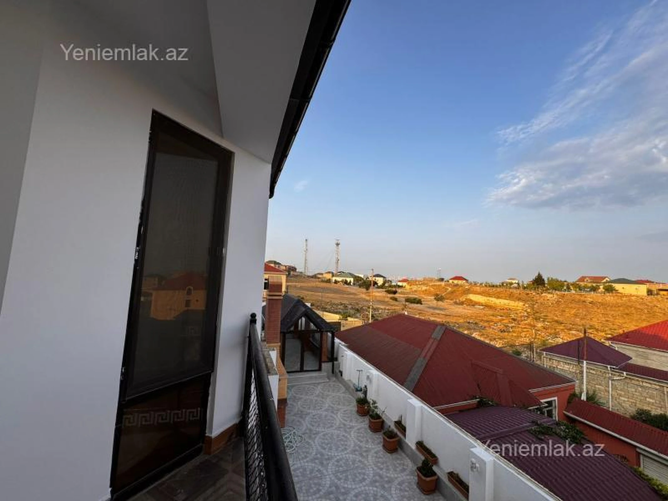 Satılır 3 otaqlı həyət evi 500 m²