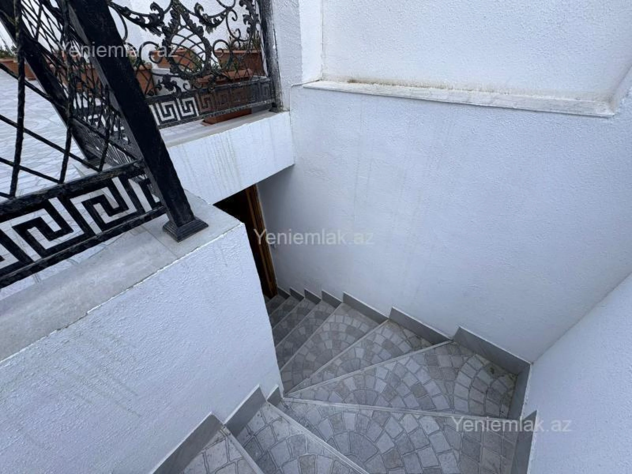 Satılır 3 otaqlı həyət evi 500 m²