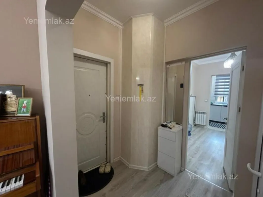 Satılır 2 otaqlı köhnə tikili 45 m²