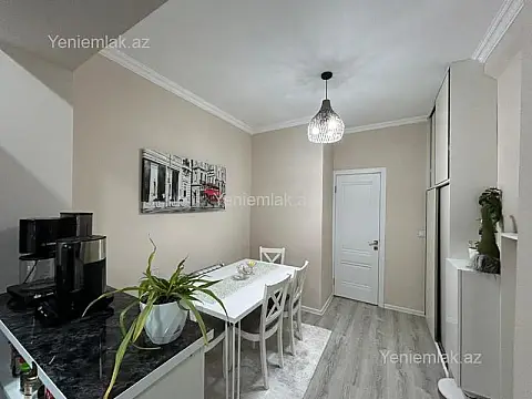 Satılır 2 otaqlı köhnə tikili 45 m²