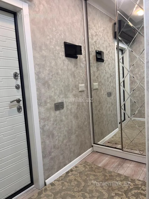Satılır 3 otaqlı köhnə tikili 72 m²