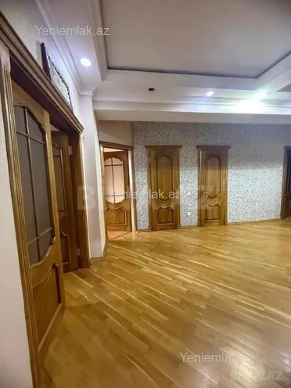 Satılır 3 otaqlı yeni tikili 167 m²