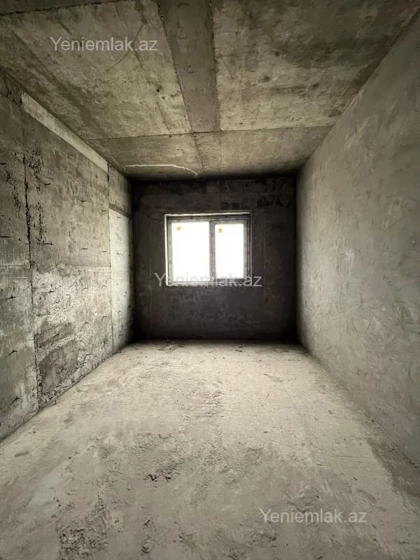 Satılır 2 otaqlı yeni tikili 82 m²