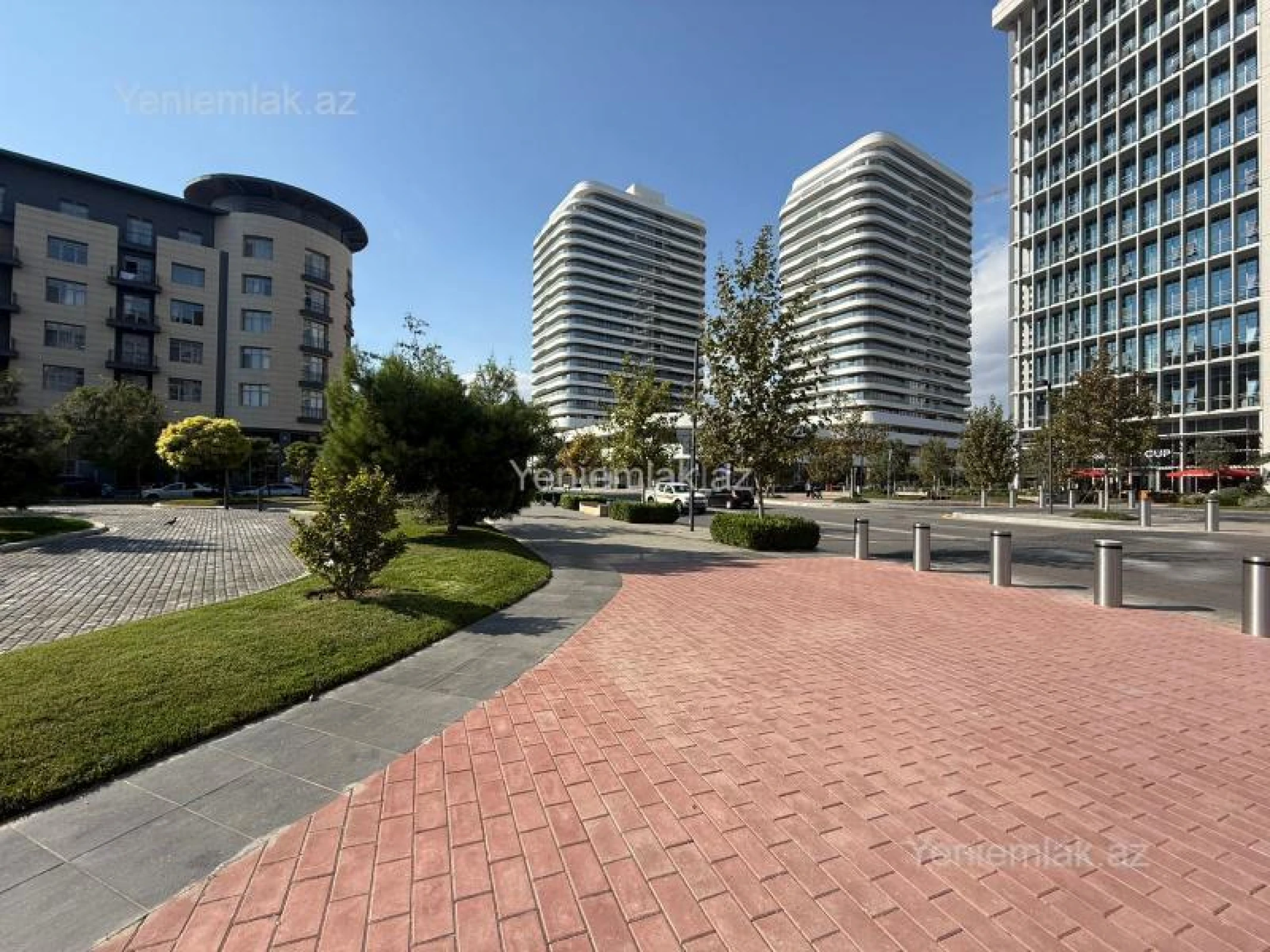 Satılır 2 otaqlı yeni tikili 82 m²