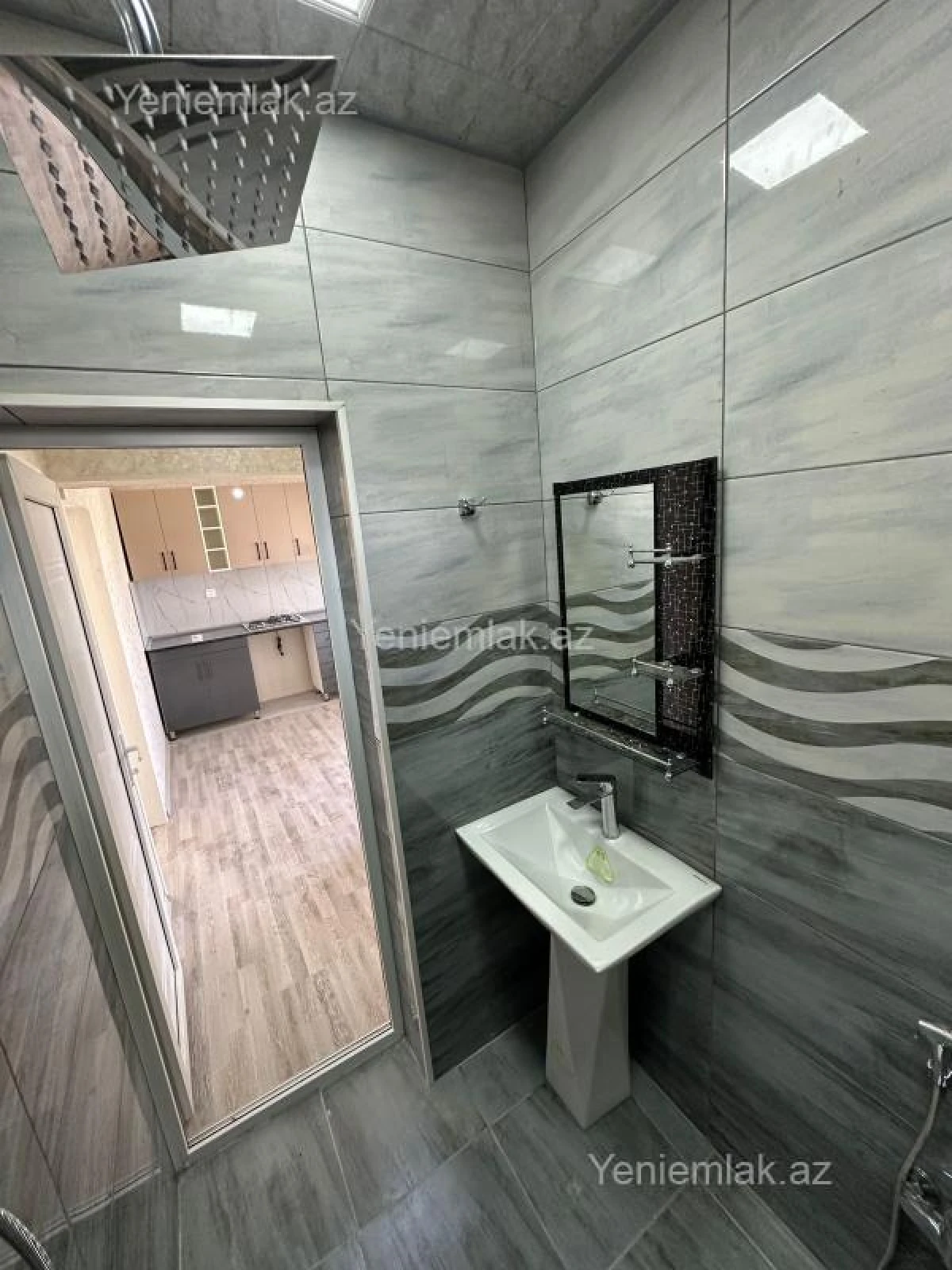 Satılır 3 otaqlı həyət evi 65 m²