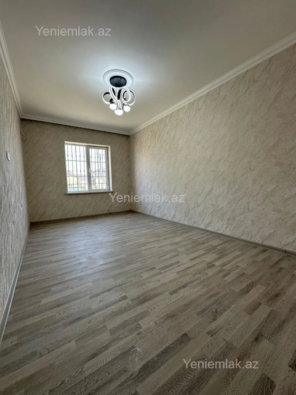Satılır 3 otaqlı həyət evi 65 m²