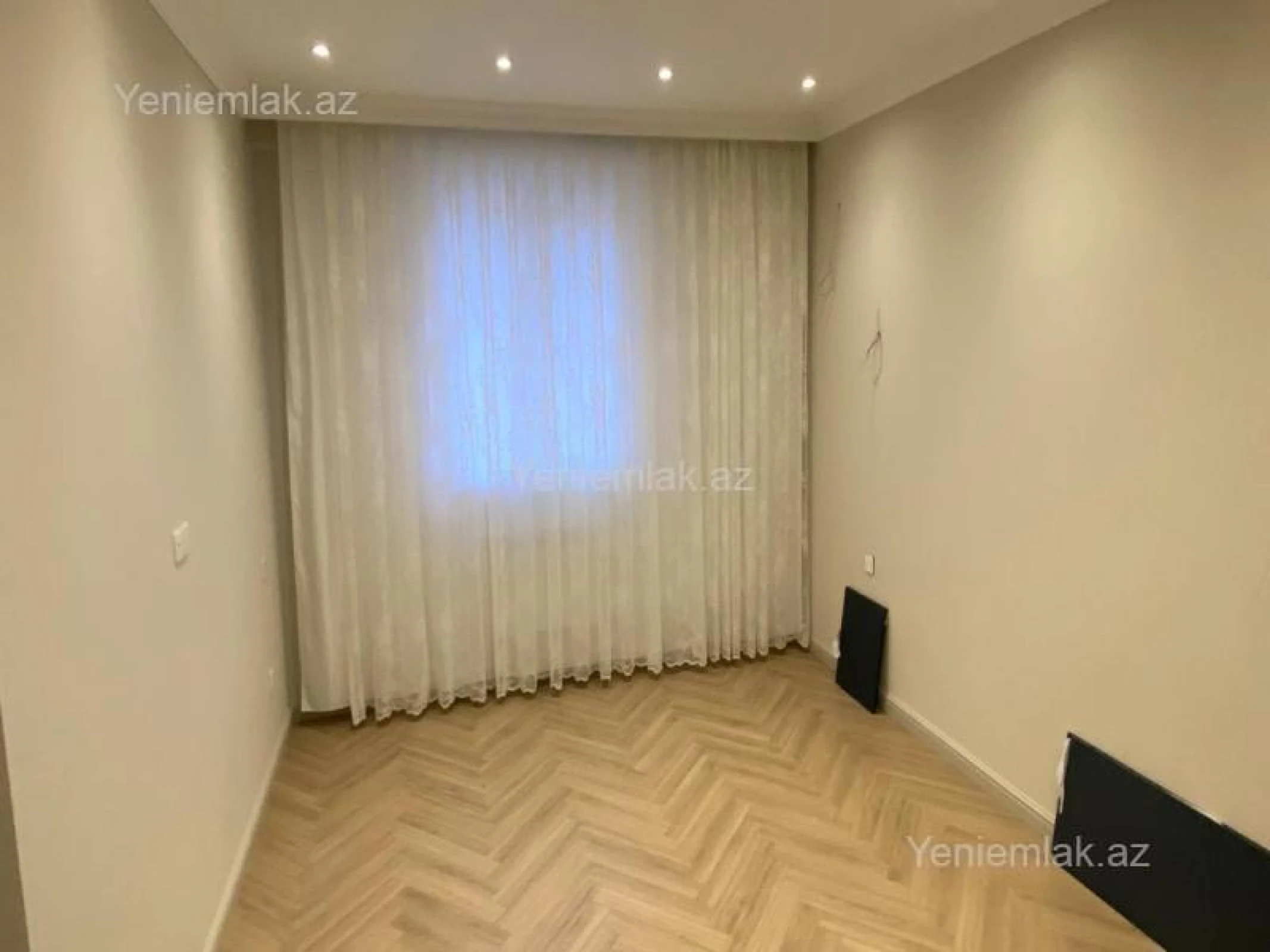 Satılır 3 otaqlı yeni tikili 110 m²