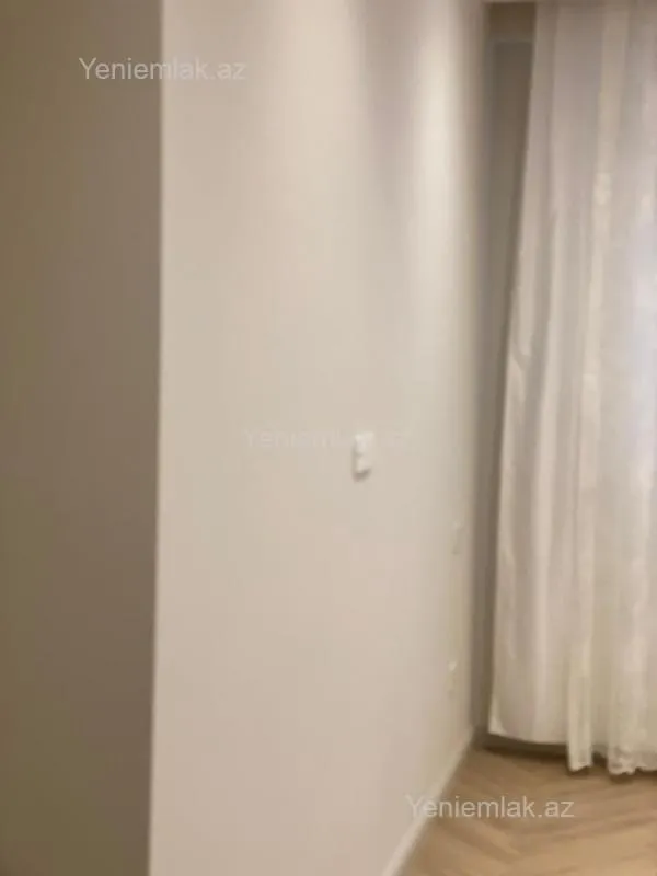 Satılır 3 otaqlı yeni tikili 110 m²