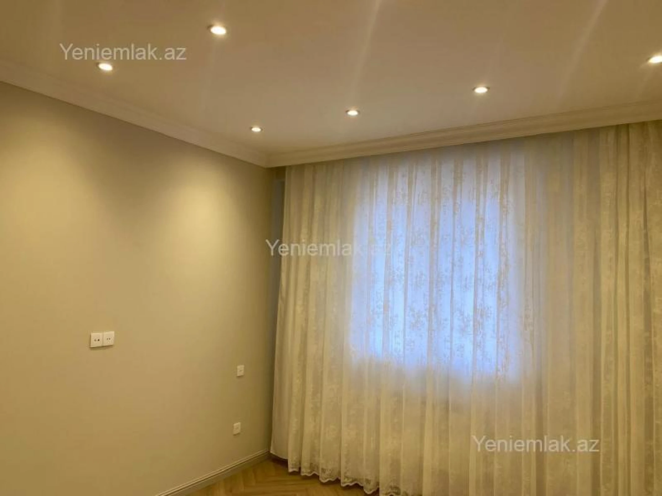 Satılır 3 otaqlı yeni tikili 110 m²
