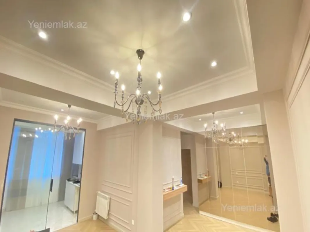 Satılır 3 otaqlı yeni tikili 110 m²