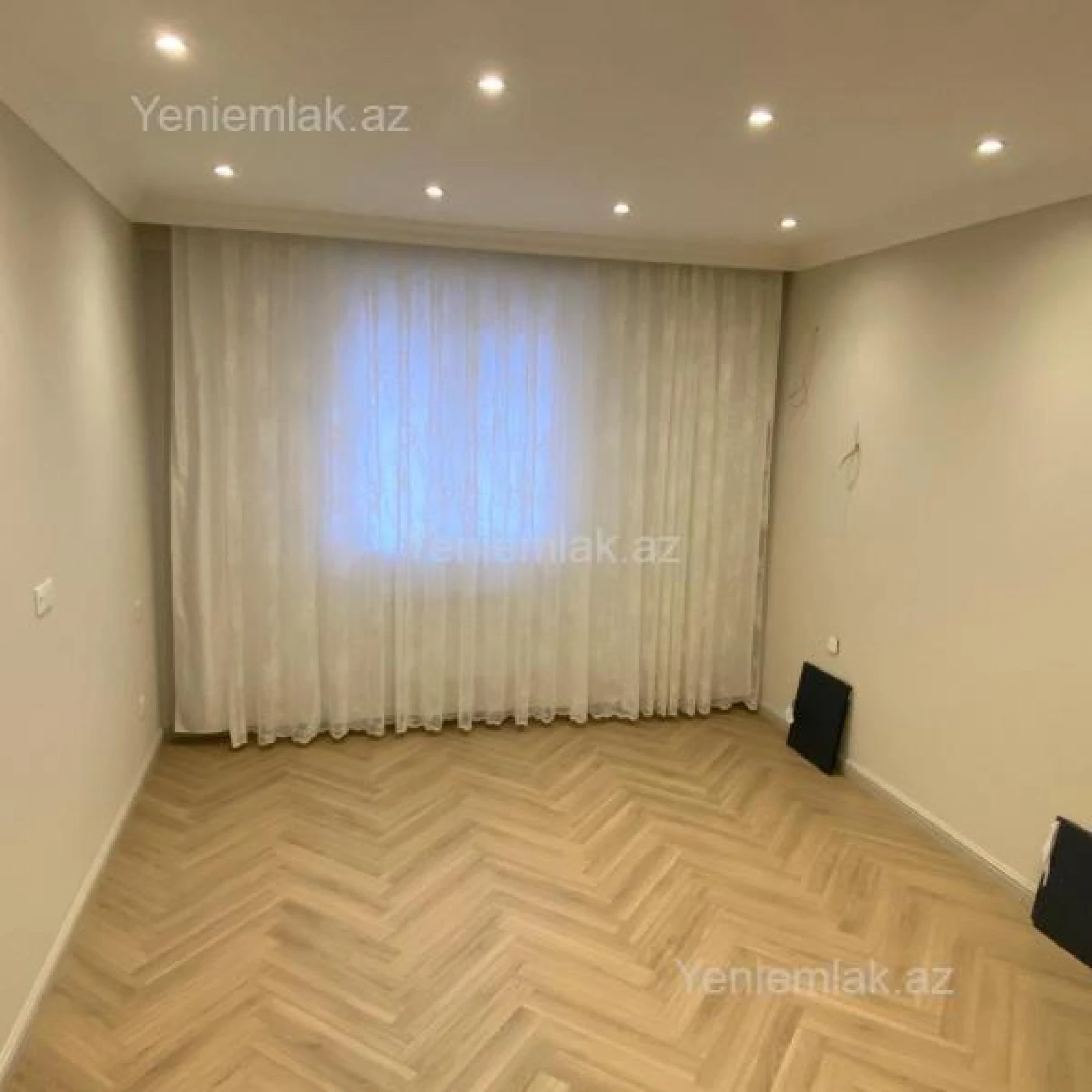 Satılır 3 otaqlı yeni tikili 110 m²