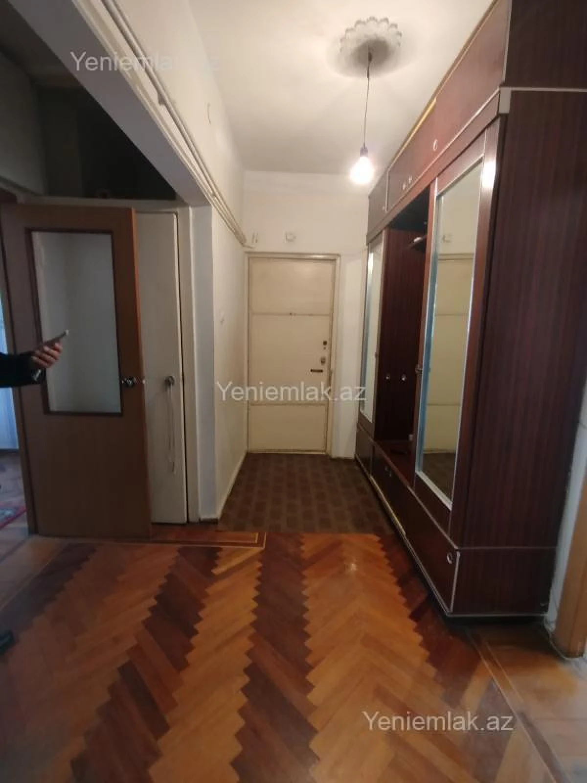 Satılır 3 otaqlı köhnə tikili 80 m²