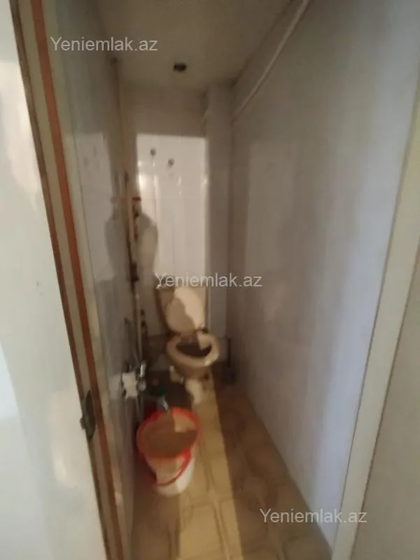 Satılır 3 otaqlı köhnə tikili 80 m²