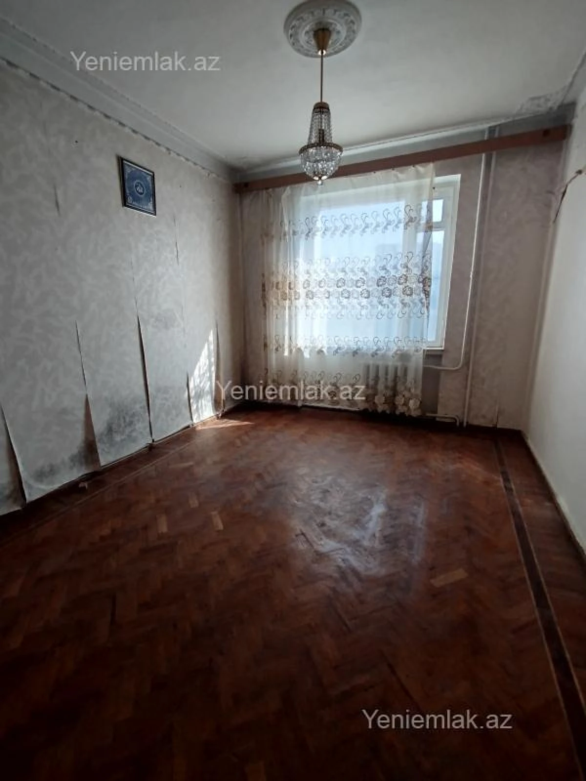 Satılır 3 otaqlı köhnə tikili 80 m²