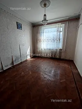 Satılır 3 otaqlı köhnə tikili 80 m²
