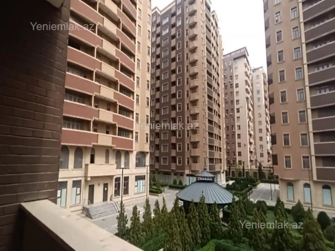 Satılır 2 otaqlı yeni tikili 120 m²