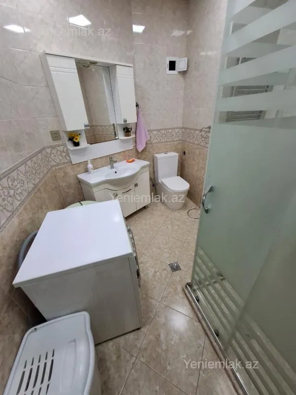 Satılır 3 otaqlı köhnə tikili 75 m²
