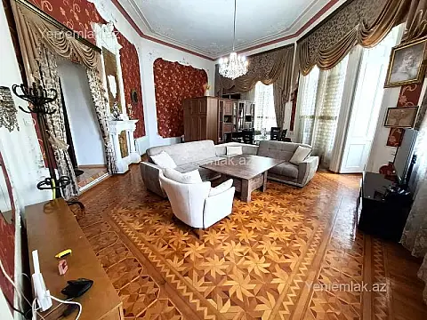 Satılır 3 otaqlı köhnə tikili 75 m²