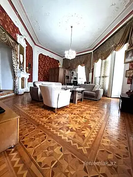Satılır 3 otaqlı köhnə tikili 75 m²