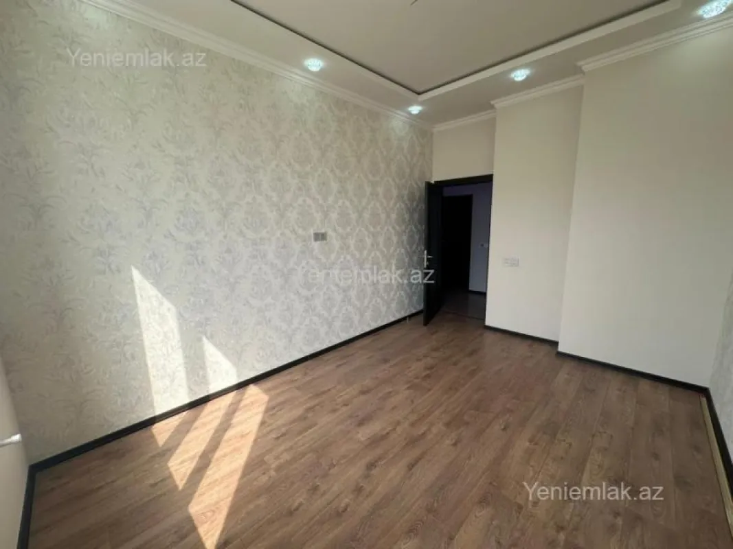 Satılır 2 otaqlı yeni tikili 60 m²