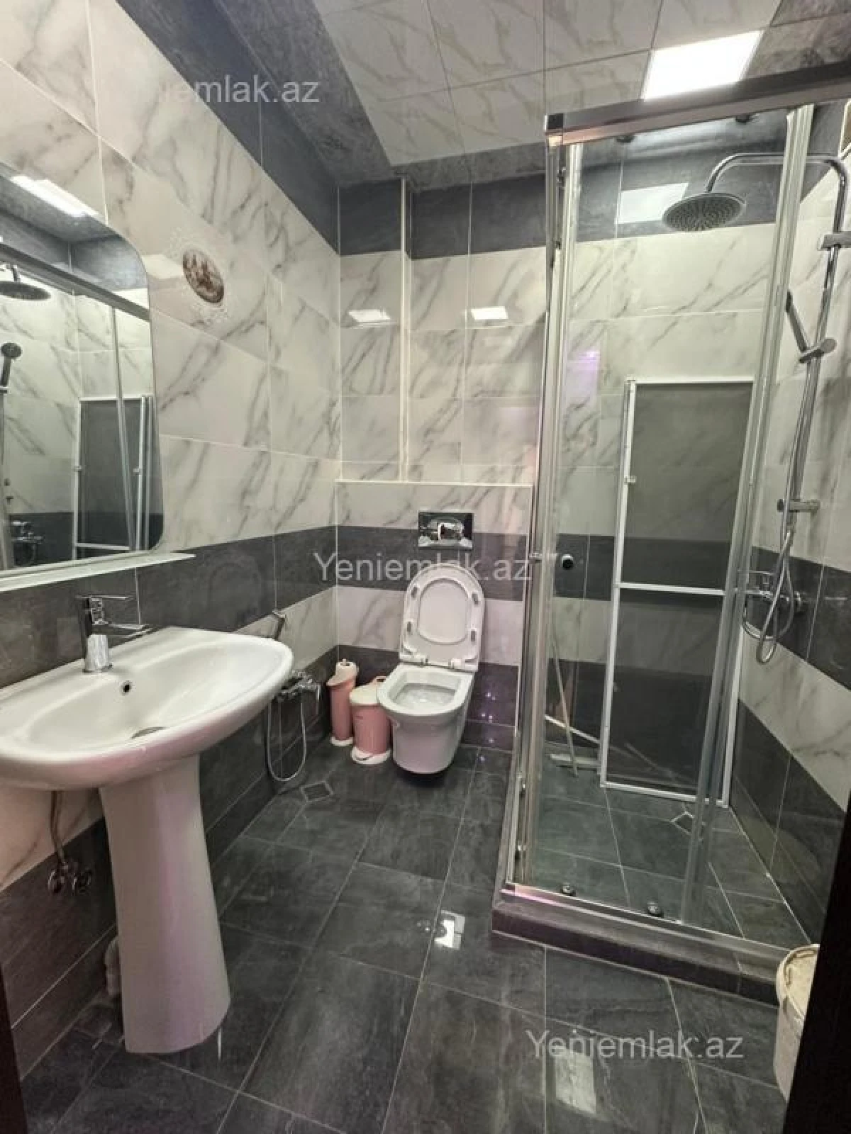 Satılır 2 otaqlı yeni tikili 60 m²