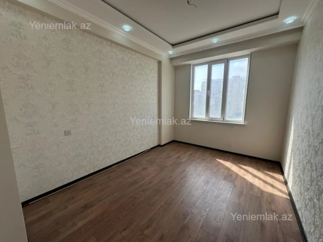 Satılır 2 otaqlı yeni tikili 60 m²