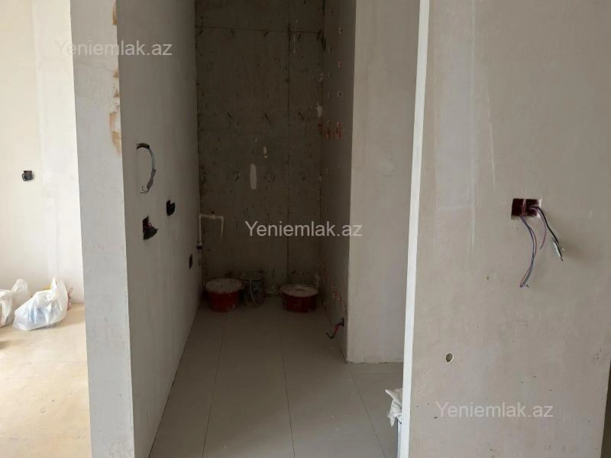 Satılır 2 otaqlı yeni tikili 60 m²