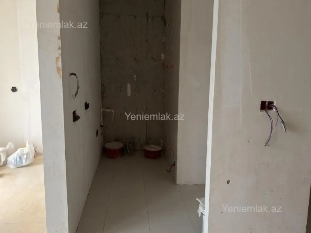 Satılır 2 otaqlı yeni tikili 60 m²