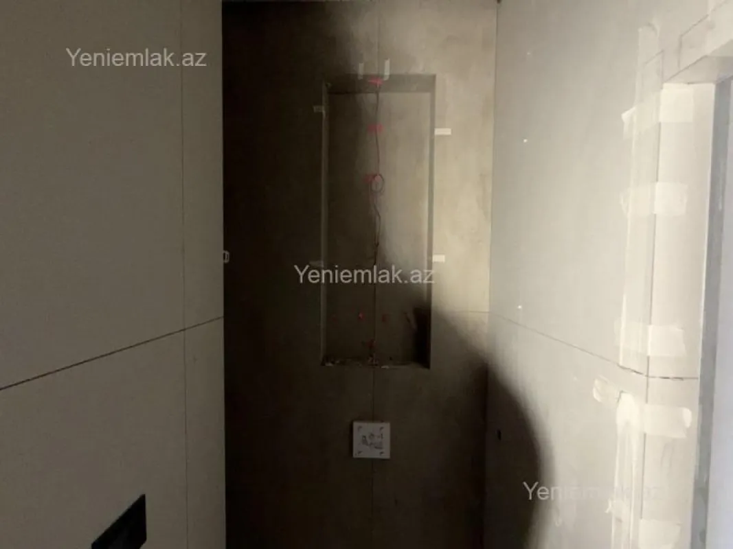 Satılır 2 otaqlı yeni tikili 60 m²