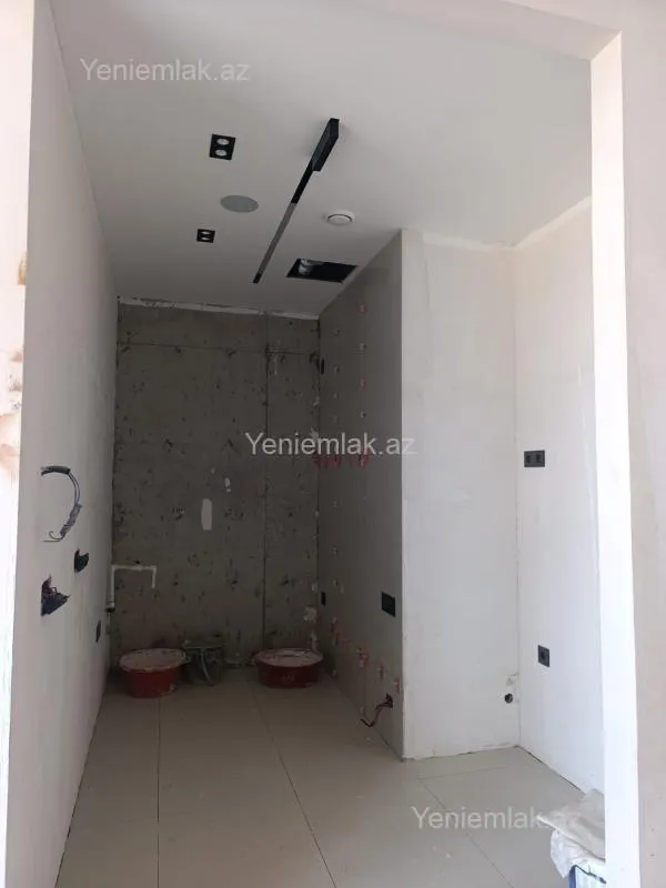 Satılır 2 otaqlı yeni tikili 60 m²