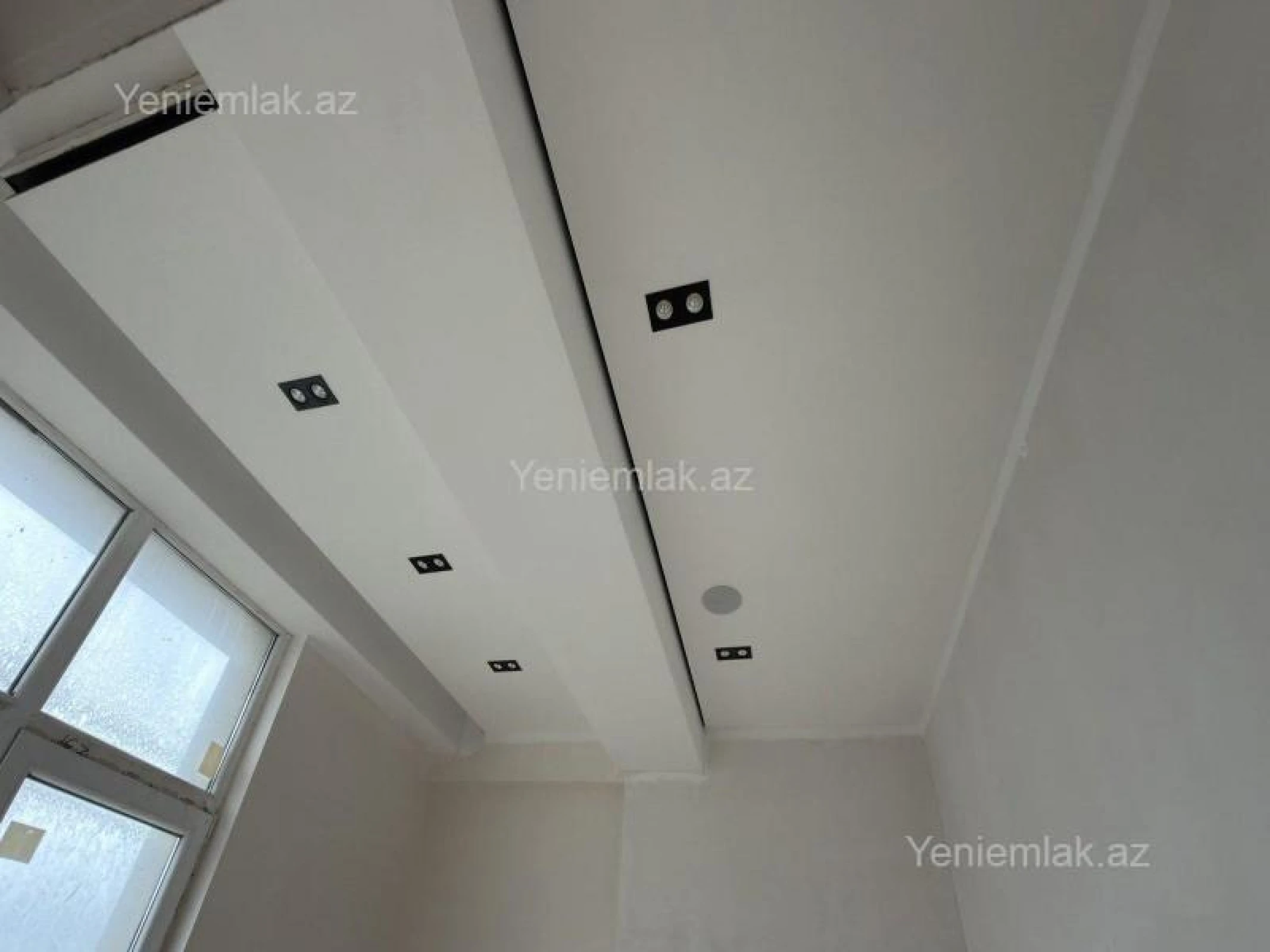 Satılır 2 otaqlı yeni tikili 60 m²