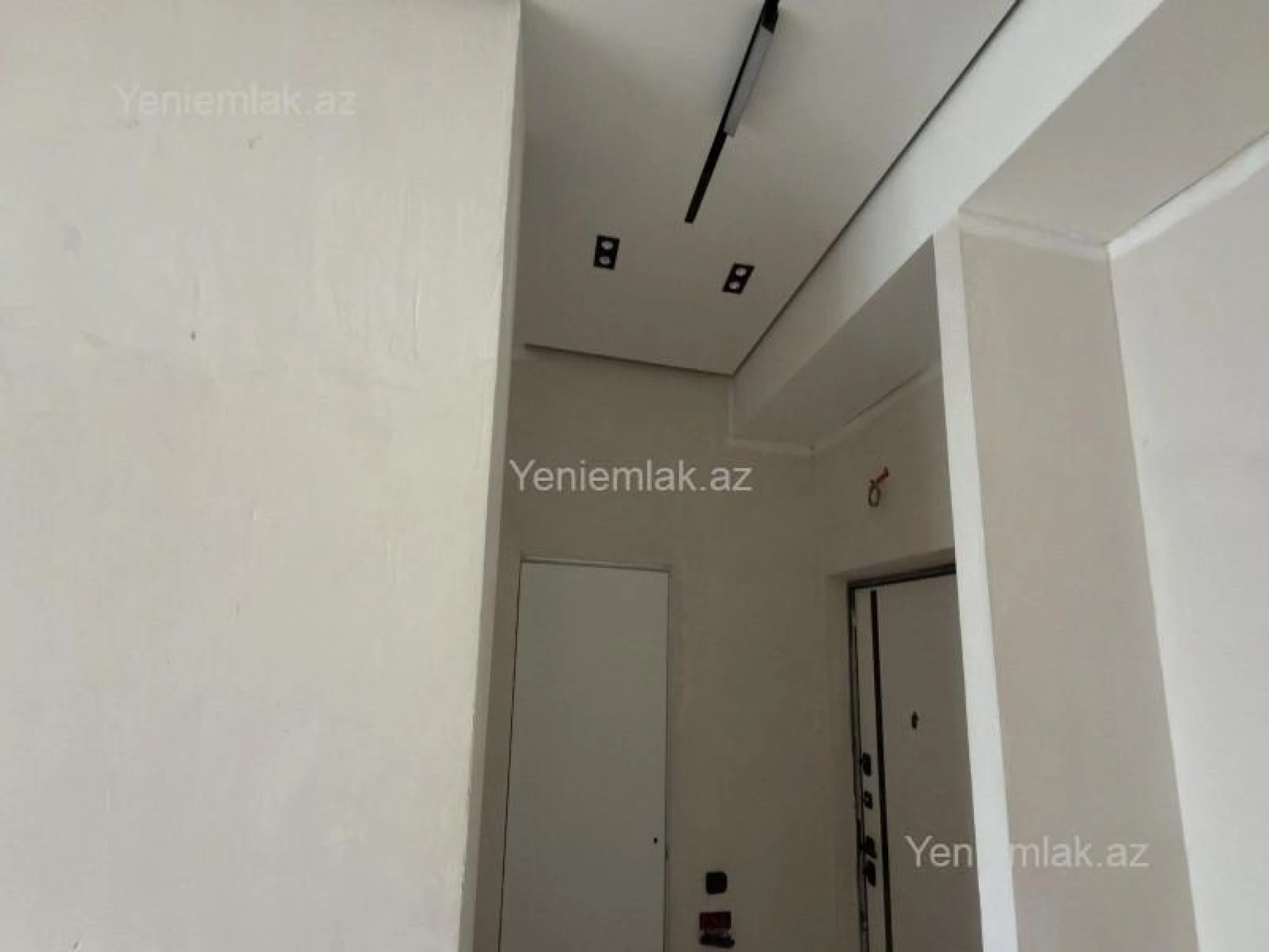 Satılır 2 otaqlı yeni tikili 60 m²