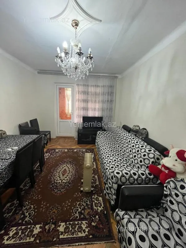 Satılır 3 otaqlı köhnə tikili 65 m²