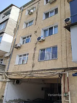 Satılır 2 otaqlı köhnə tikili 55 m²