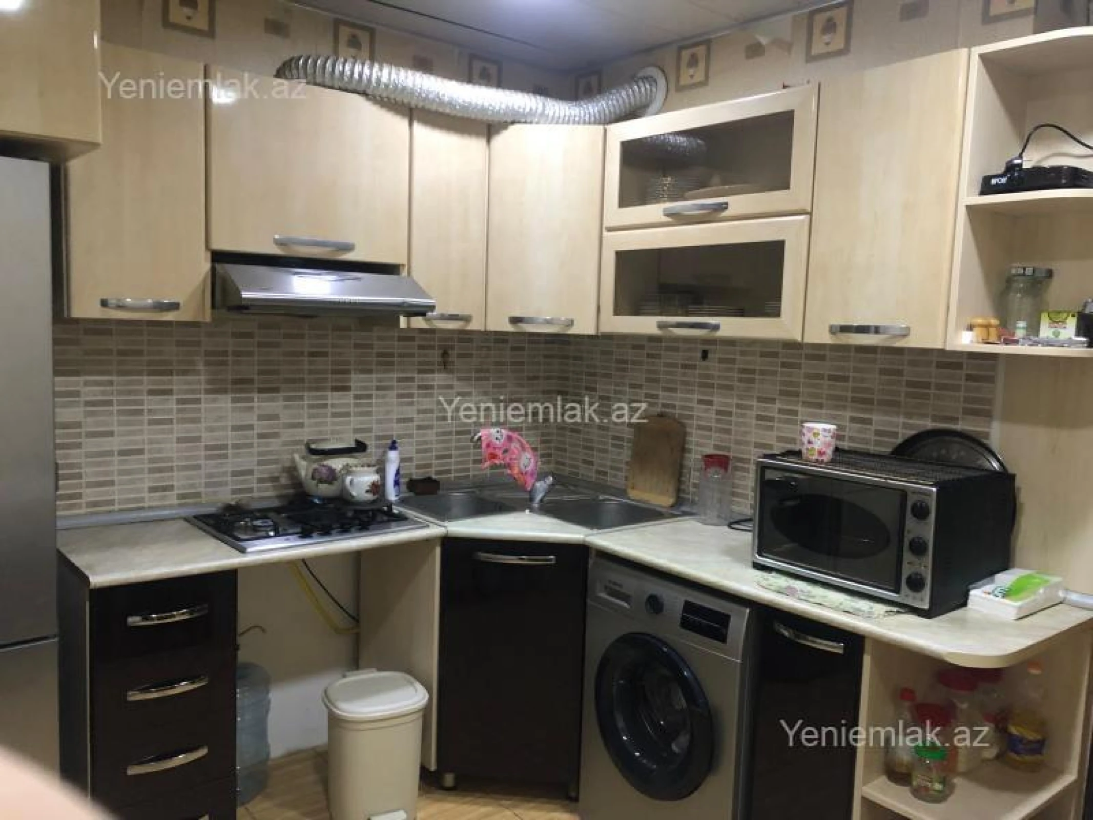 Satılır 3 otaqlı köhnə tikili 80 m²