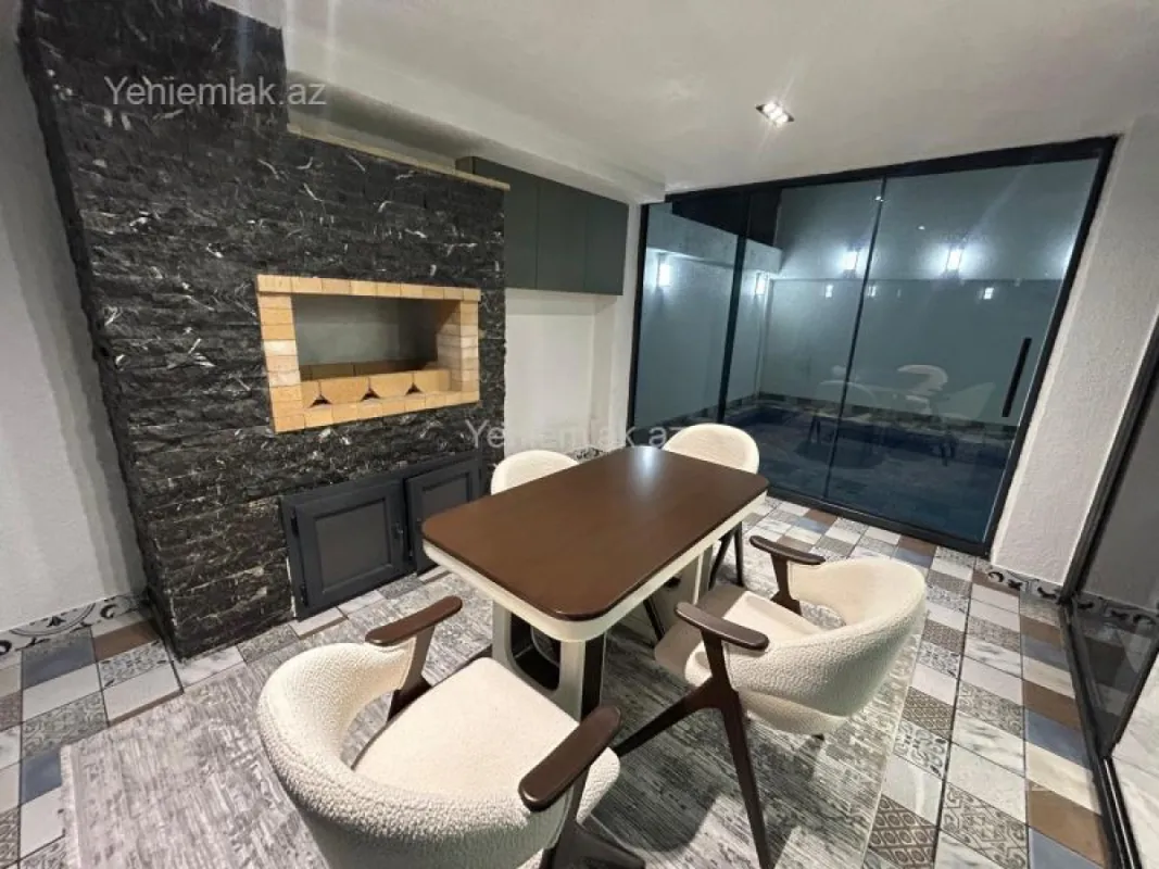 Satılır 4 otaqlı həyət evi 150 m²