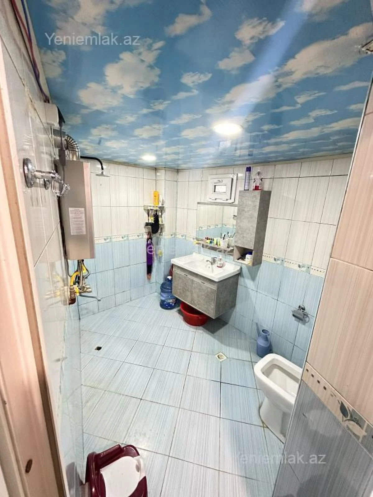 Satılır 5 otaqlı həyət evi 140 m²