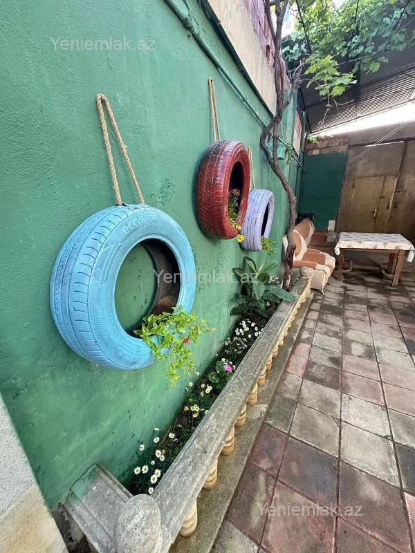 Satılır 5 otaqlı həyət evi 140 m²